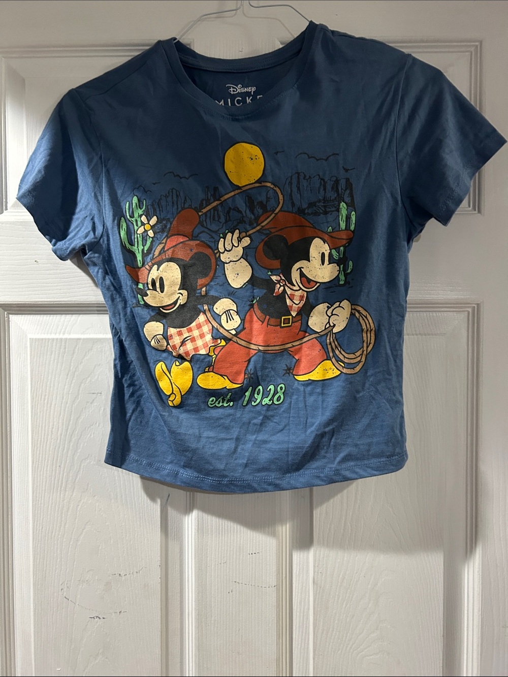 Girls Sz medium Disney Blue Mickey & Minnie Western Graphic Tee